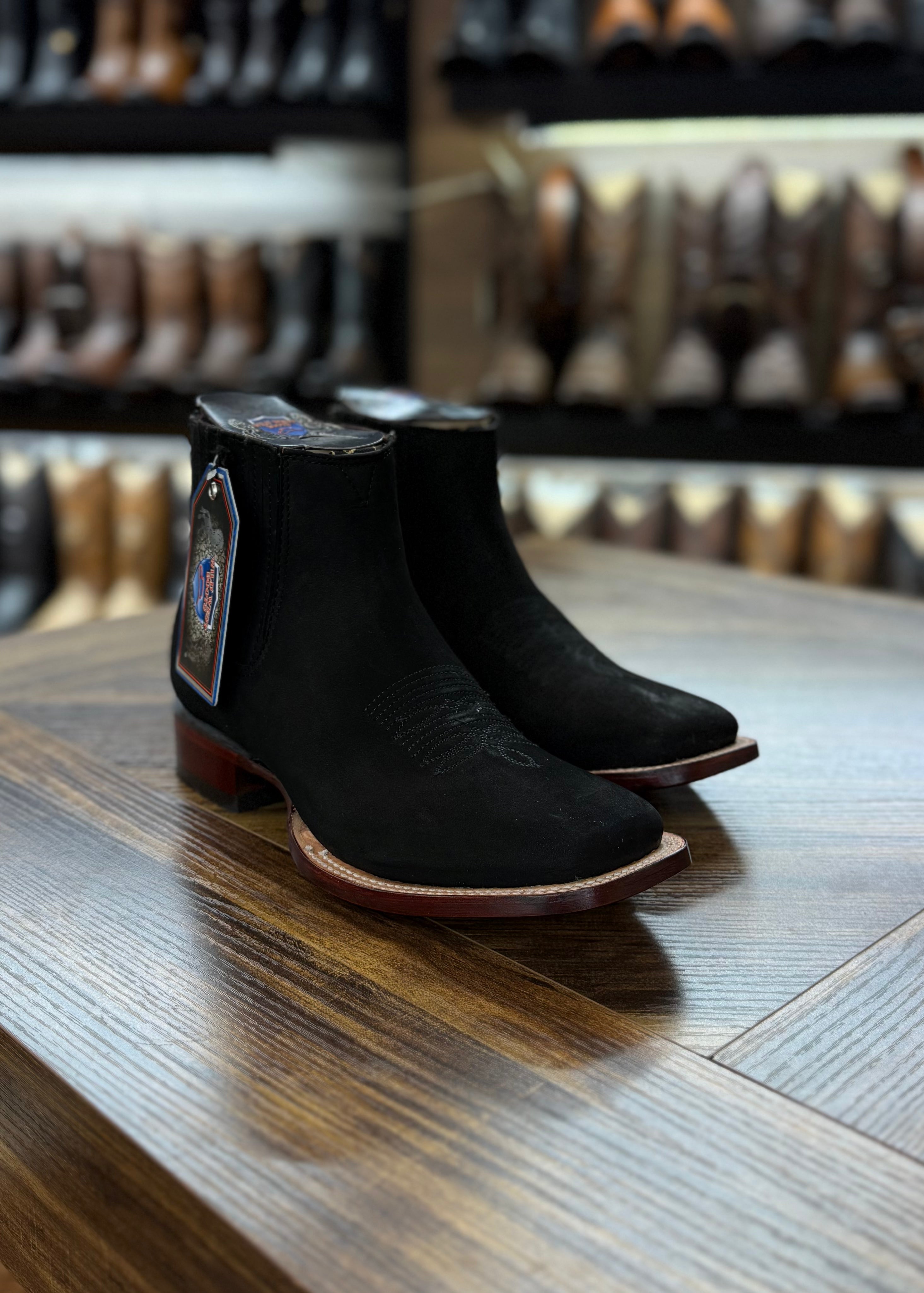 NoBuck Black Botines