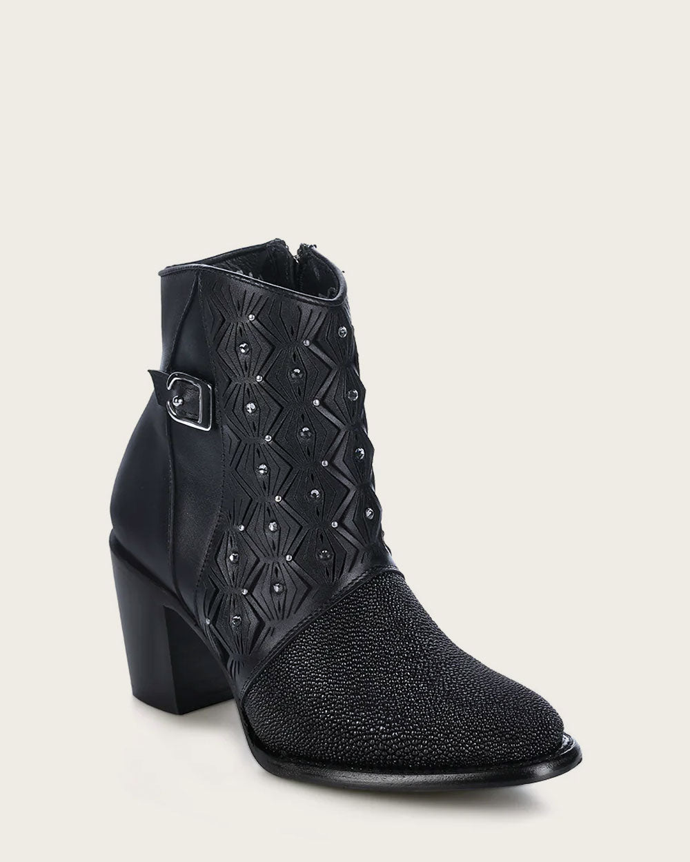 Cuadra Women’s Black Stingray Zipper & Studs & Laser Round Toe