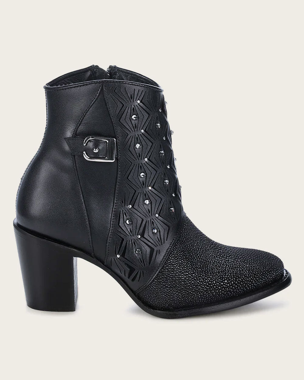 Cuadra Women’s Black Stingray Zipper & Studs & Laser Round Toe