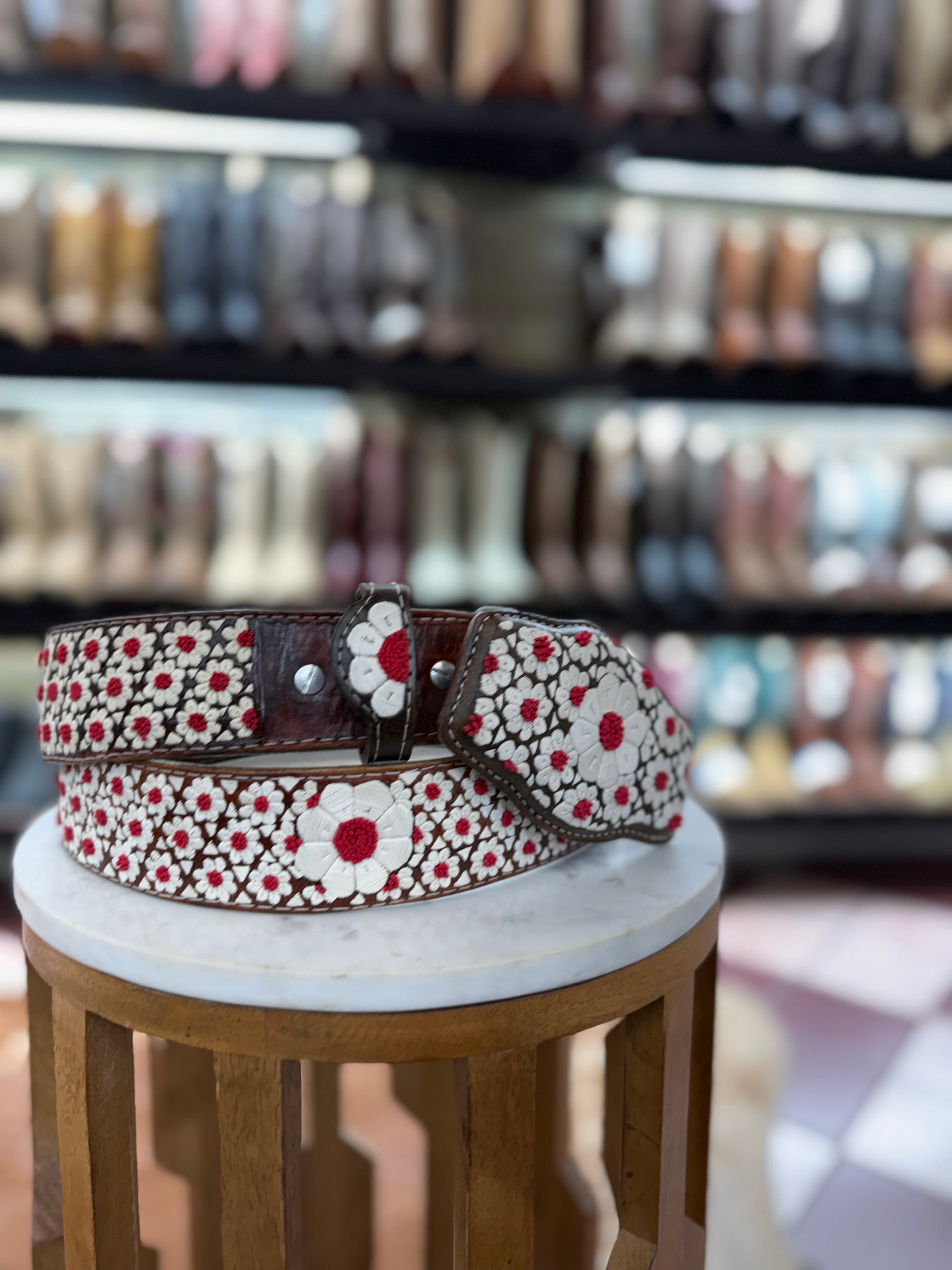 Cinto piteado Flores Rojas