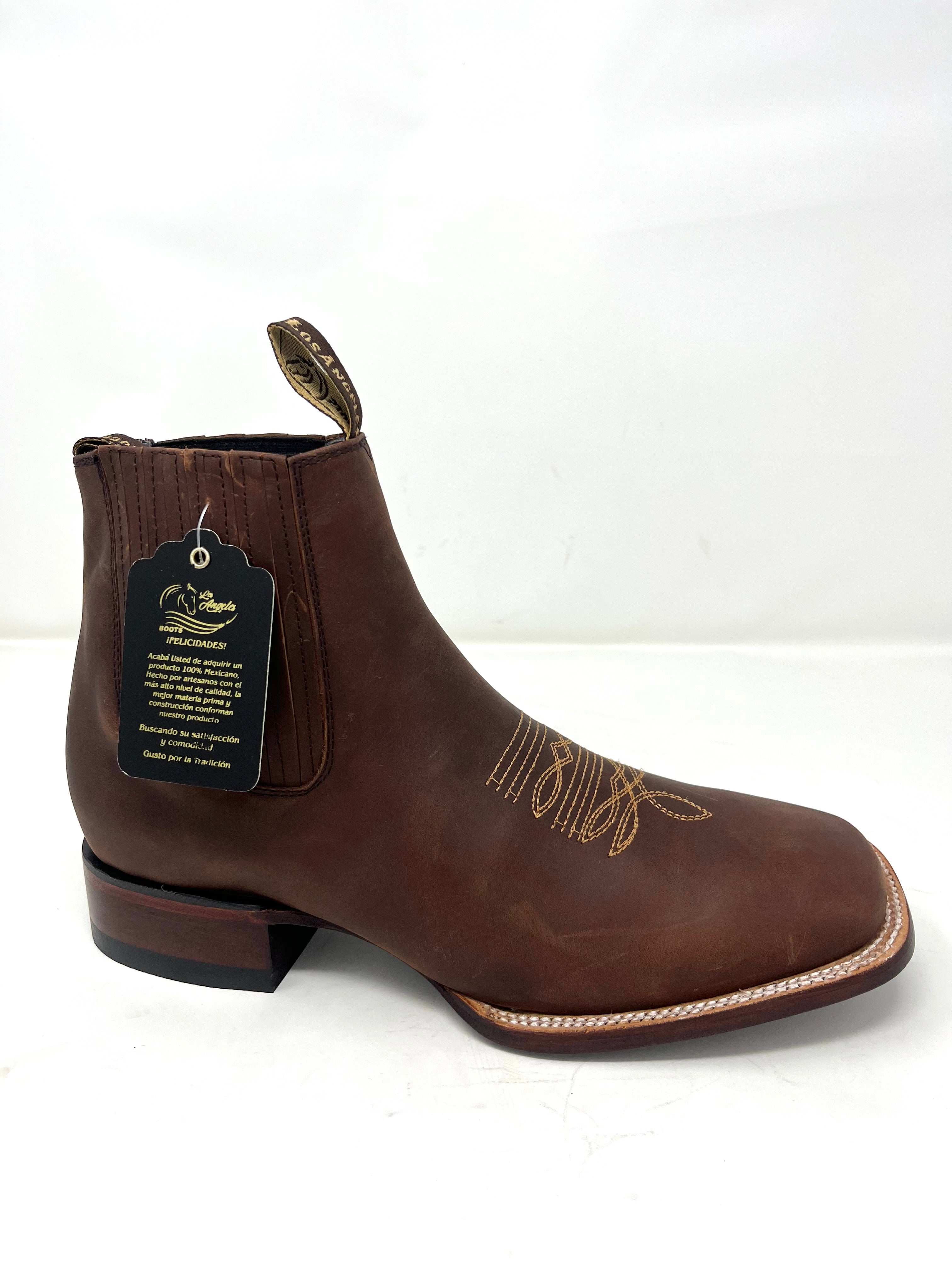 Brandy Wide Square Toe Botines