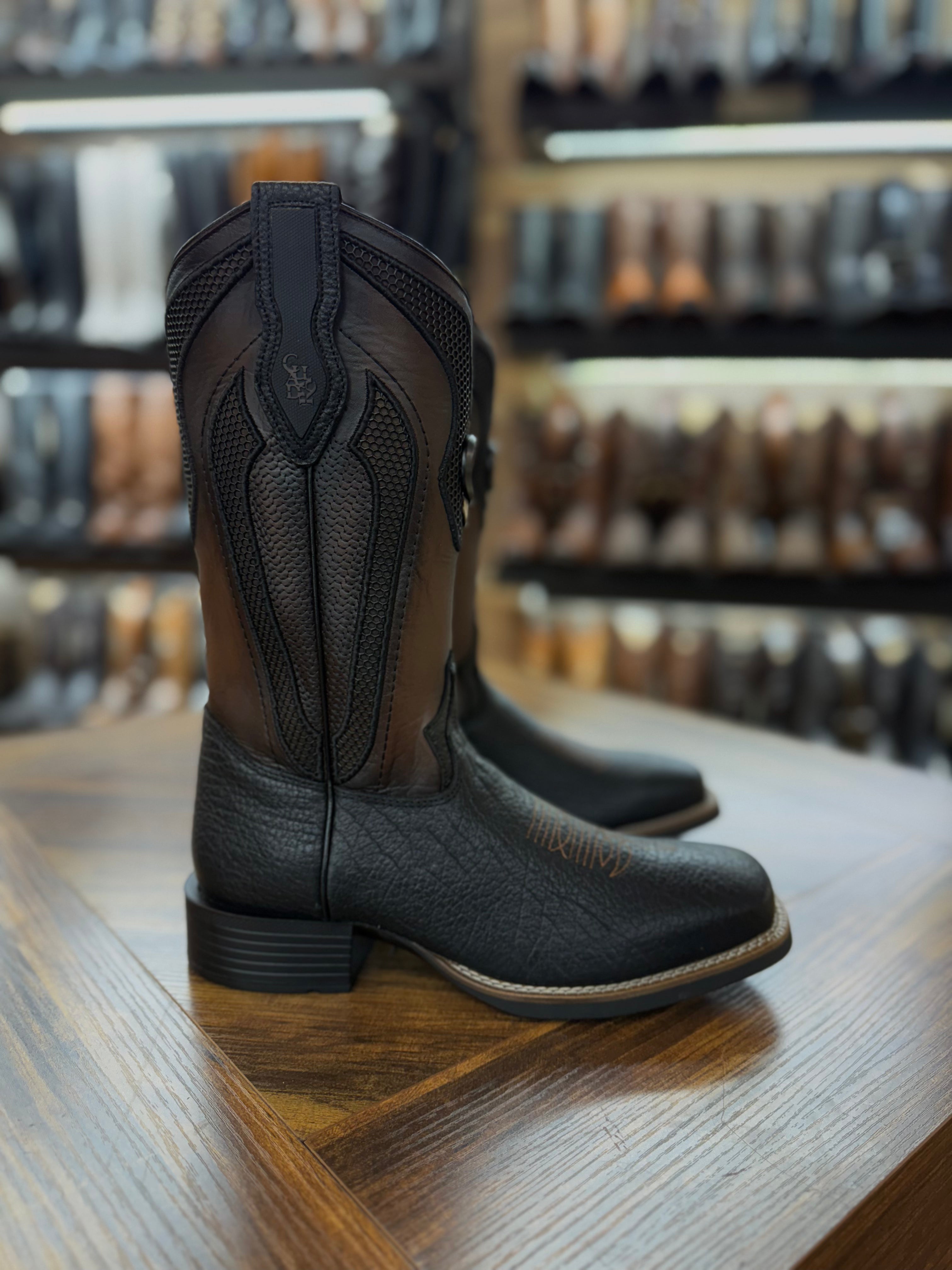 Cuadra Men’s Black American Bison Embroidery Square Toe