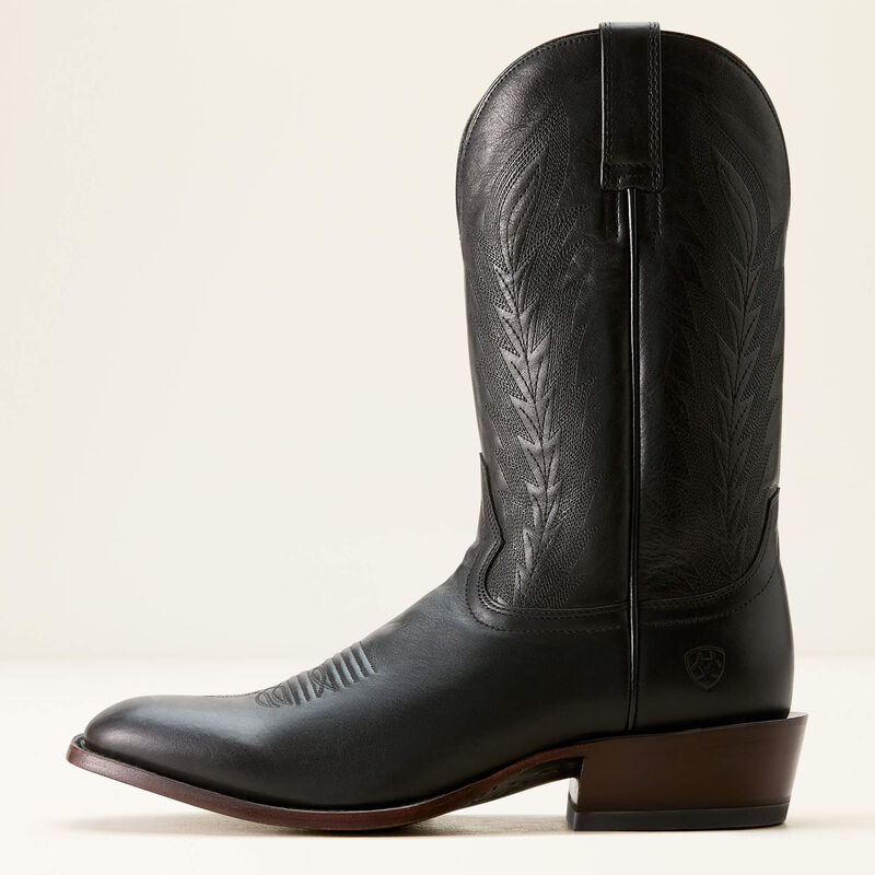 Ariat Willie