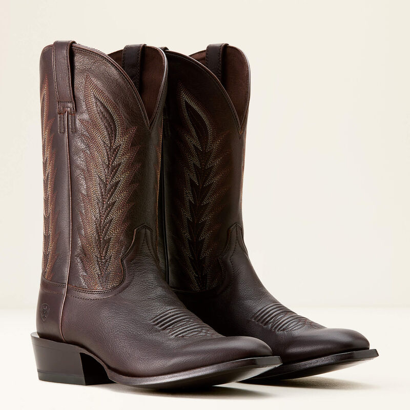 Ariat Willie