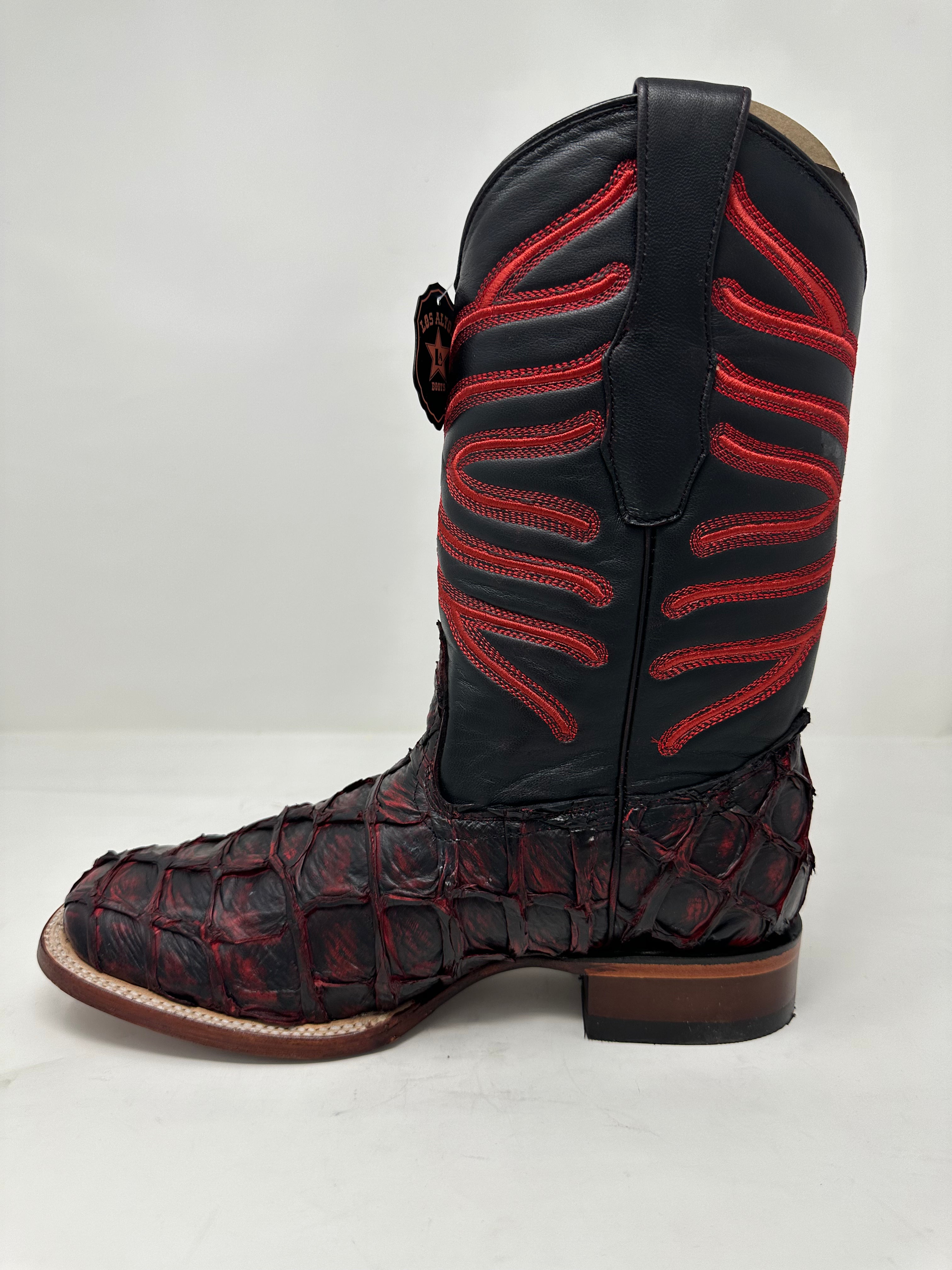 Men’s Wide Square Toe Inverted Pirarucu Fish Boots